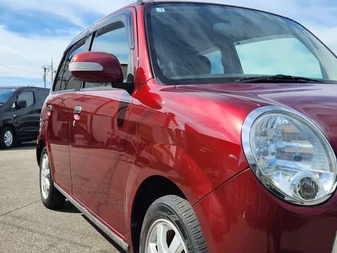 Daihatsu Mira Gino