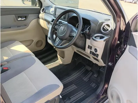 Toyota Pixis Joy