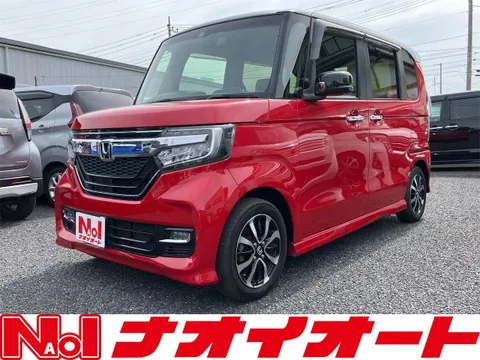 Honda N-BOX Custom
