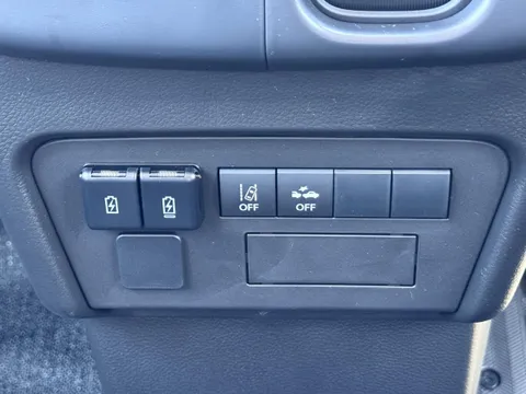 Nissan Clipper Van