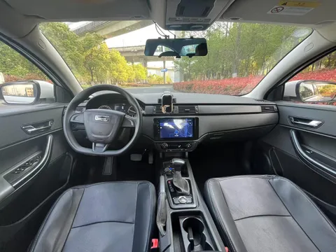 Qoros 3