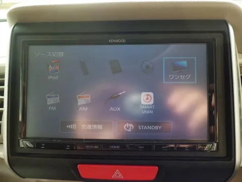 Honda N-BOX Slash