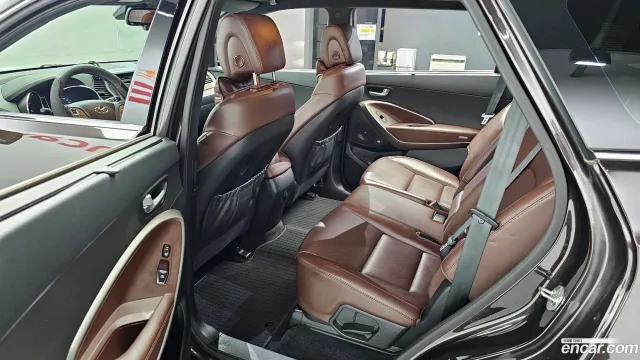 Hyundai Grand Santa Fe (Maxcruz)