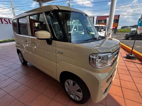 Suzuki Spacia