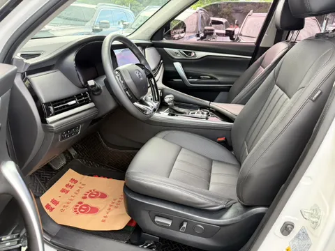 Changan CS95