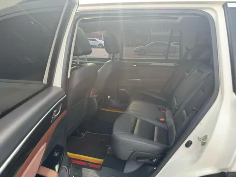 Gac GS8
