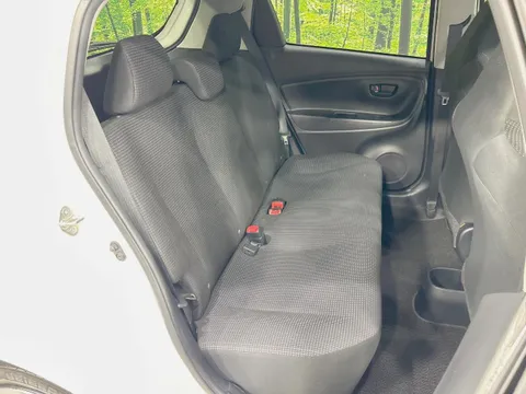 Toyota Yaris (Vitz)