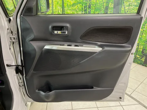 Mitsubishi eK Space Custom
