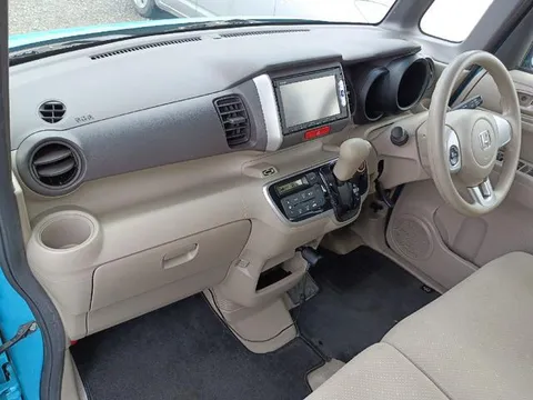 Honda N-BOX Plus