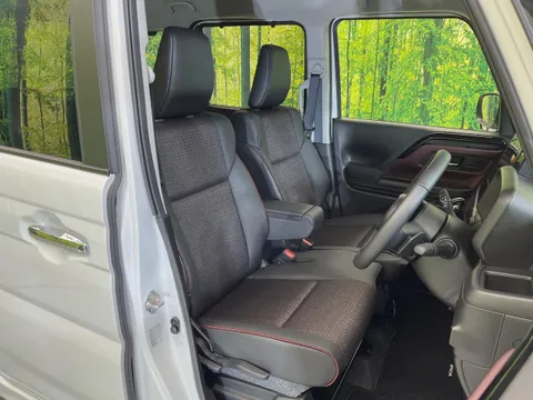 Suzuki Spacia Custom