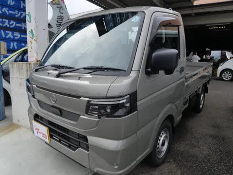 Nissan Clipper Truck