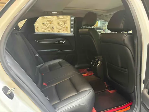 Cadillac XTS