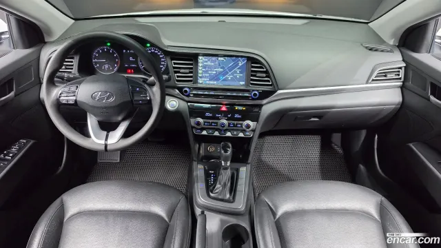 Hyundai Elantra (Avante)