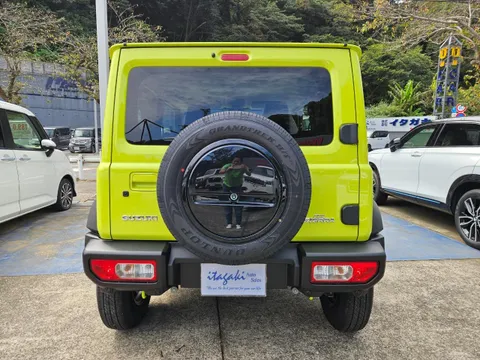 Suzuki Jimny Sierra