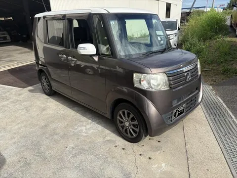 Honda N-BOX Plus