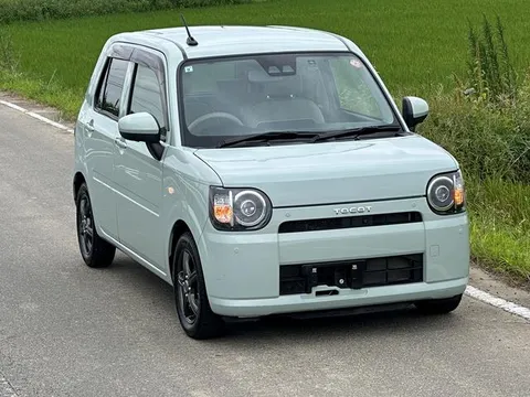 Daihatsu Mira Tocot
