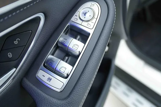 Mercedes-Benz Mercedes-Benz GLC