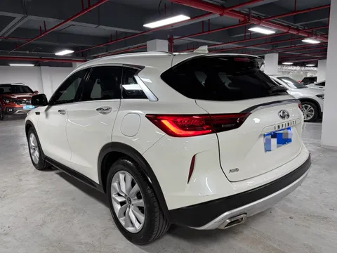 Infiniti QX50
