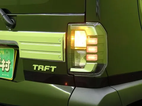 Daihatsu Taft