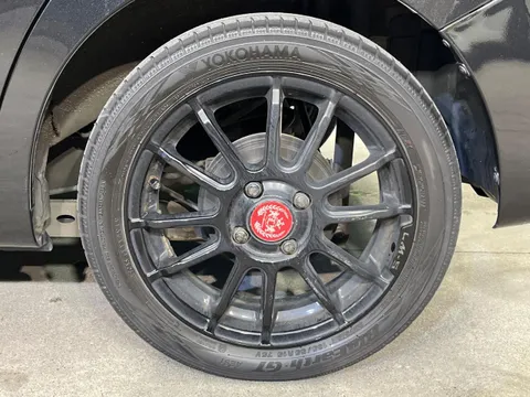 Toyota Pixis Mega