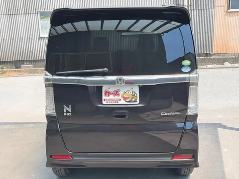 Honda N-BOX Custom