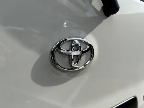 Toyota TownAce Van