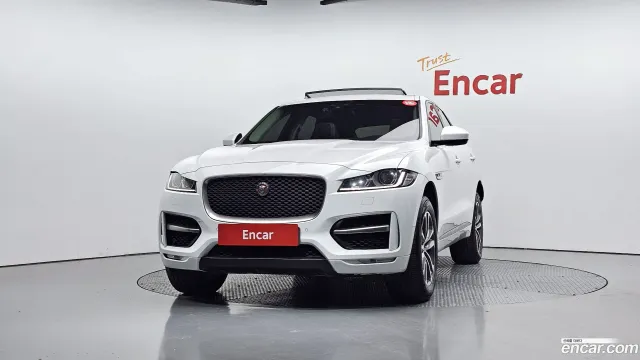 Jaguar F-Pace