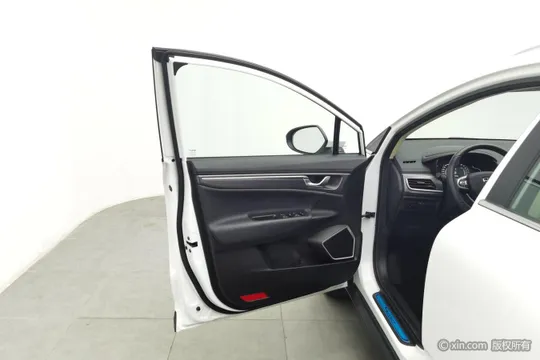 Geely Emgrand GS