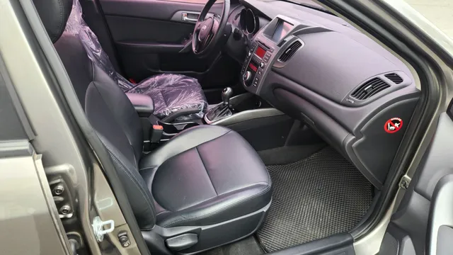 Kia Cerato (Forte)