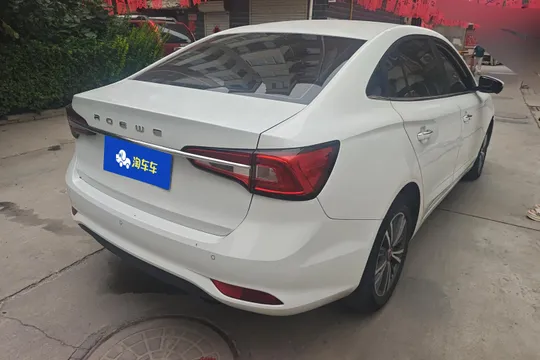 Roewe i5