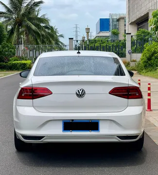 Volkswagen Lamando