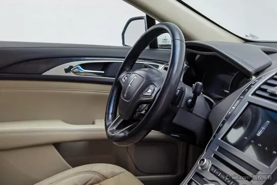 Lincoln MKZ