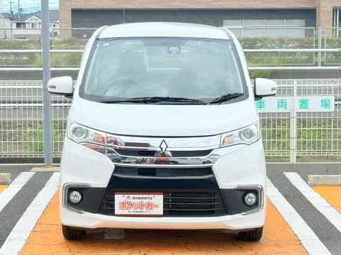 Mitsubishi eK Custom
