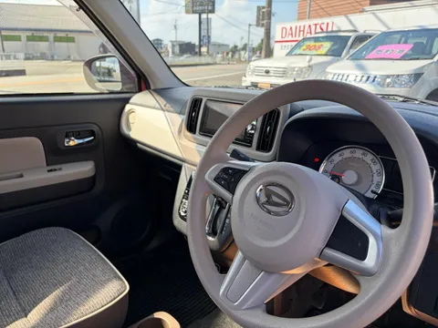 Daihatsu Mira Tocot