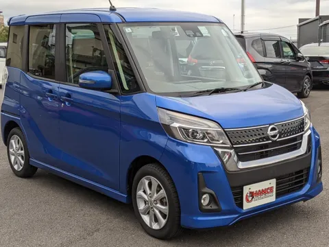 Nissan Dayz Roox