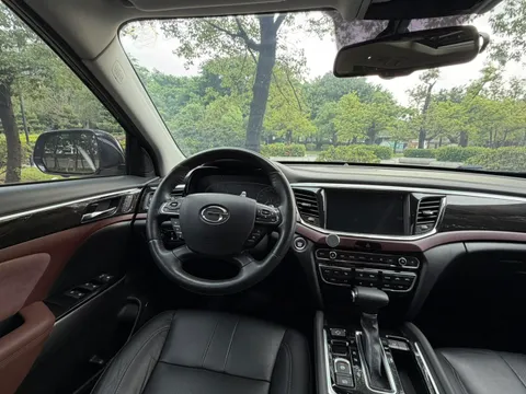 Gac GS8