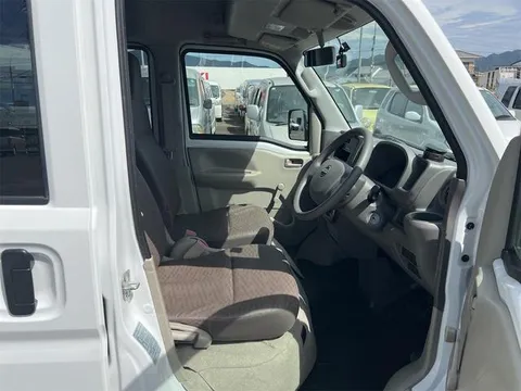 Nissan Clipper