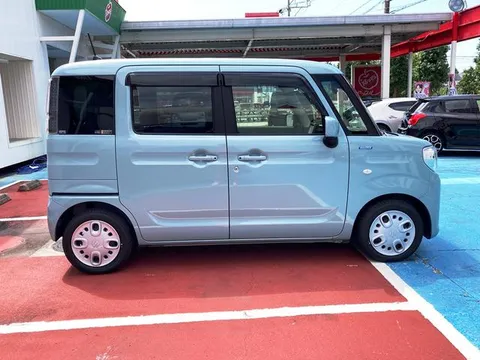 Suzuki Spacia