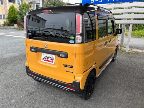 Suzuki Spacia Gear