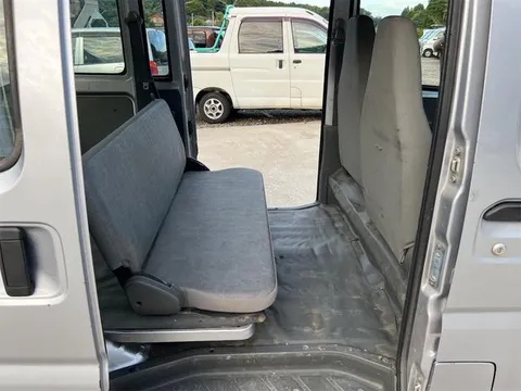 Mitsubishi Minicab Van