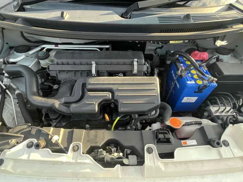 Daihatsu Mira Tocot