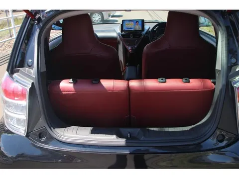Toyota iQ