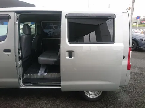 Toyota TownAce Van