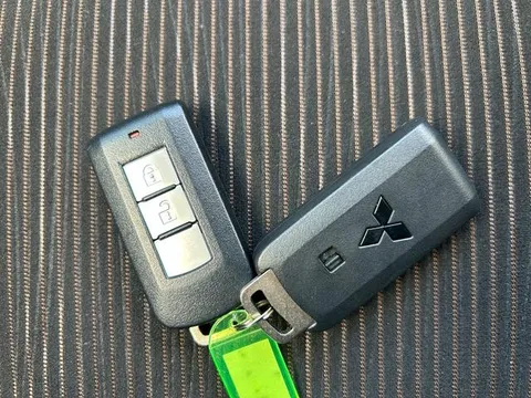 Mitsubishi eK Custom