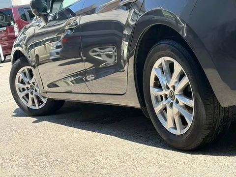 Mazda Axela Sport