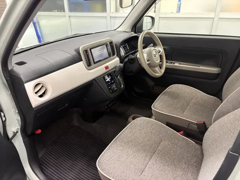Daihatsu Mira Tocot