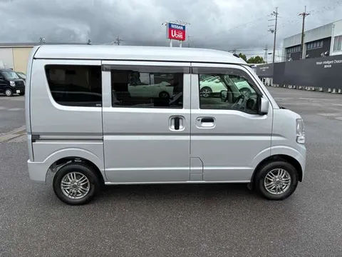 Nissan Clipper