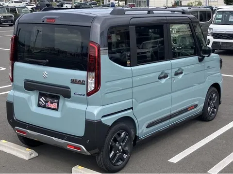 Suzuki Spacia Gear