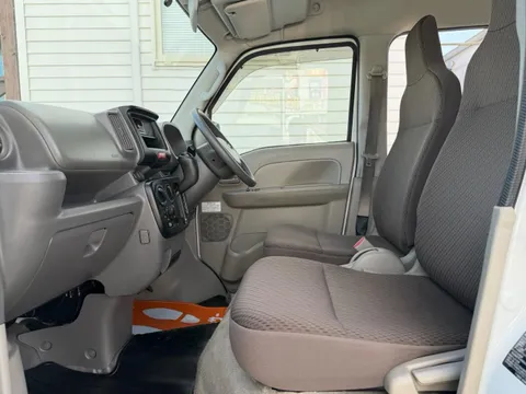 Nissan Clipper