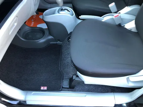 Mitsubishi I